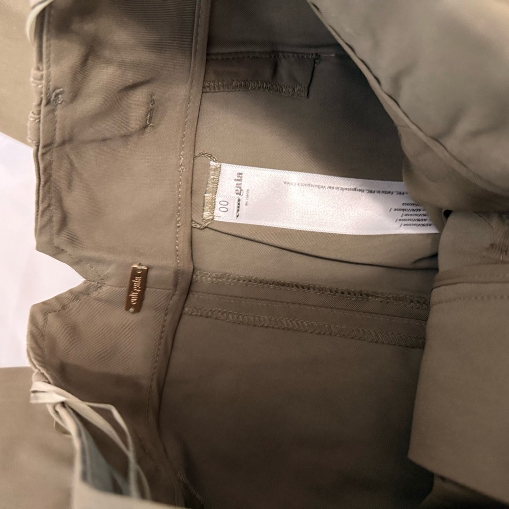 Women’s Olive Green Utility Pants - Picture 2 of 3